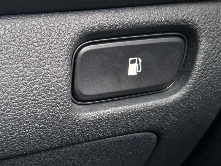 Used Kia Niro 2022 for sale - 76865250: Photo 64