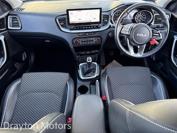 Used Kia Ceed 2022 for sale - 77683169: Photo