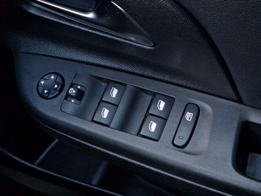 Used Vauxhall Corsa 2020 for sale - 76370237: Photo 46