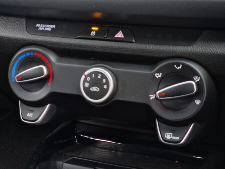Used Kia Rio 2023 for sale - 76166732: Photo 33