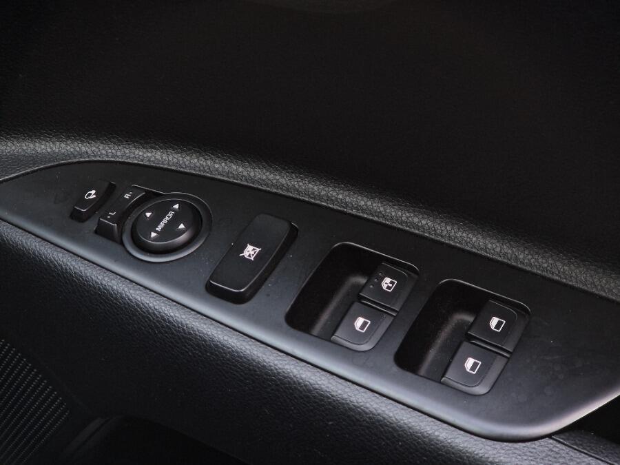 Used Kia Rio 2023 for sale - 76166732: Photo 34