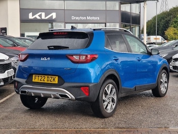 Used Kia Stonic 2022 for sale - 75809716: Photo