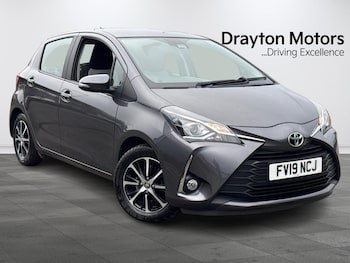 Used Toyota Yaris 2019 for sale - 77882871: Photo