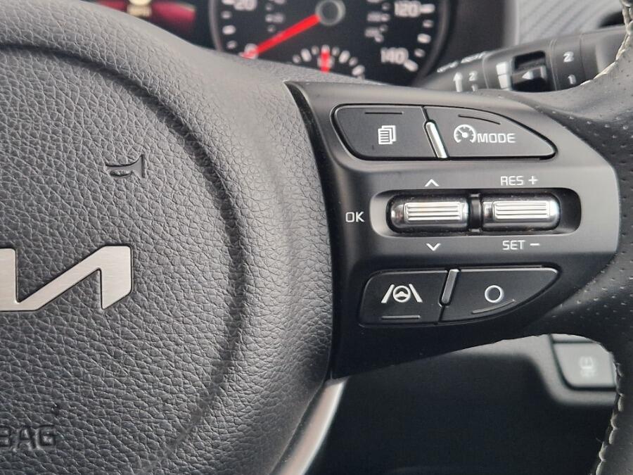 Used Kia Stonic 2025 for sale - 76360546: Photo 34