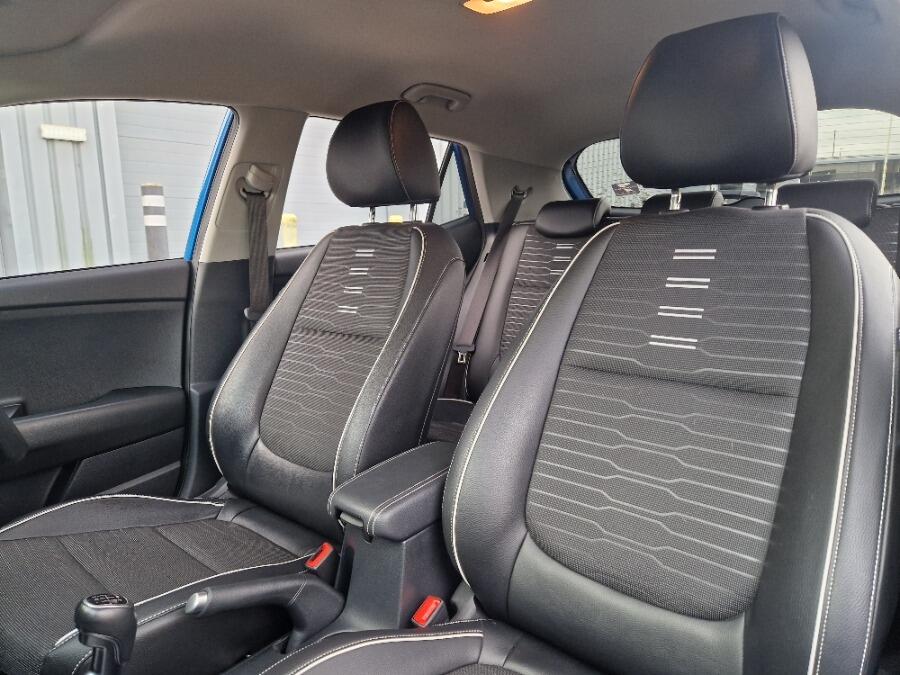 Used Kia Stonic 2025 for sale - 76360546: Photo 50