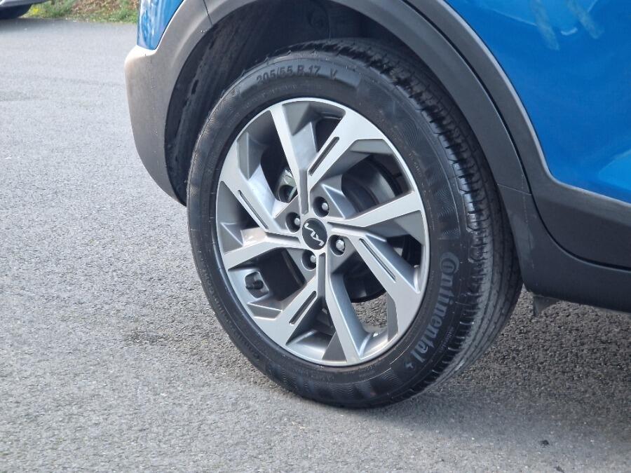 Used Kia Stonic 2025 for sale - 76360546: Photo 64