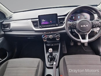 Used Kia Stonic 2025 for sale - 79520366: Photo