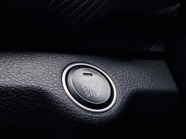 Used Kia Stonic 2022 for sale - 76227921: Photo 29