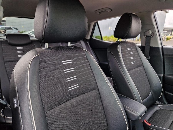 Used Kia Stonic 2022 for sale - 76227921: Photo 31