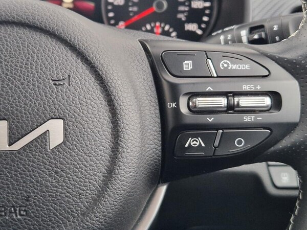 Used Kia Stonic 2022 for sale - 76227921: Photo 34
