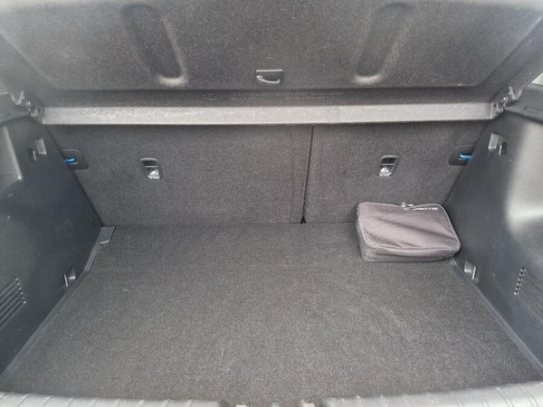Used Kia Stonic 2022 for sale - 76227921: Photo 53