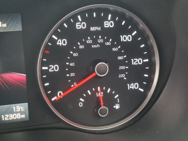 Used Kia Stonic 2022 for sale - 76227921: Photo 81