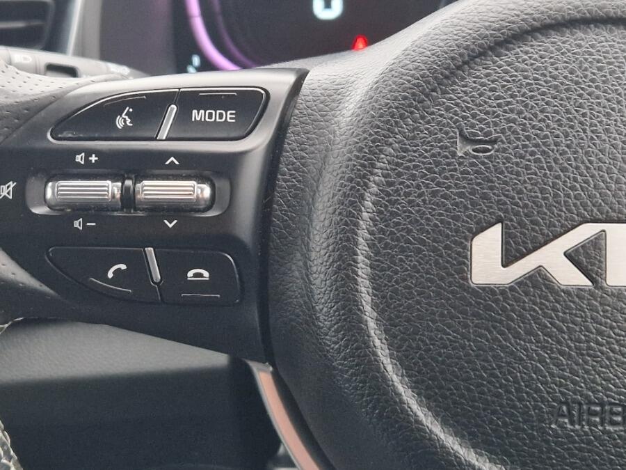 Used Kia Stonic 2024 for sale - 77320184: Photo 65