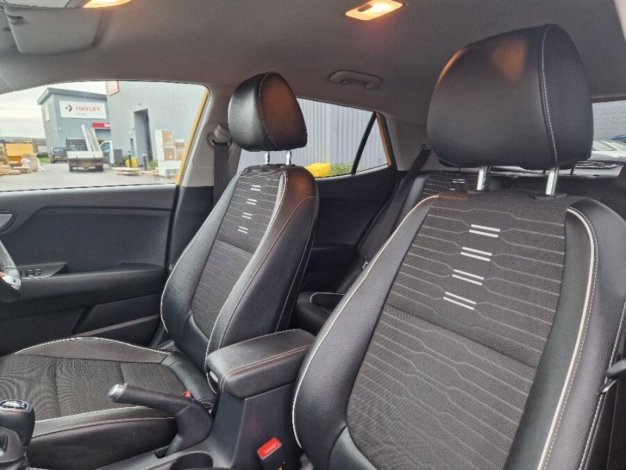 Used Kia Stonic 2024 for sale - 77320184: Photo 84