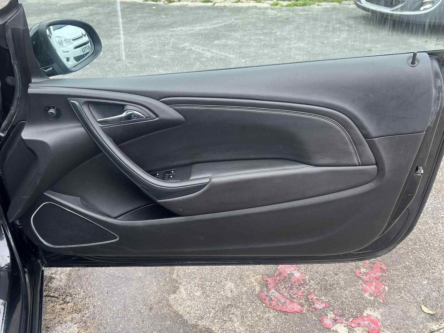 Used Vauxhall Cascada 2013 for sale - 76527683: Photo 34