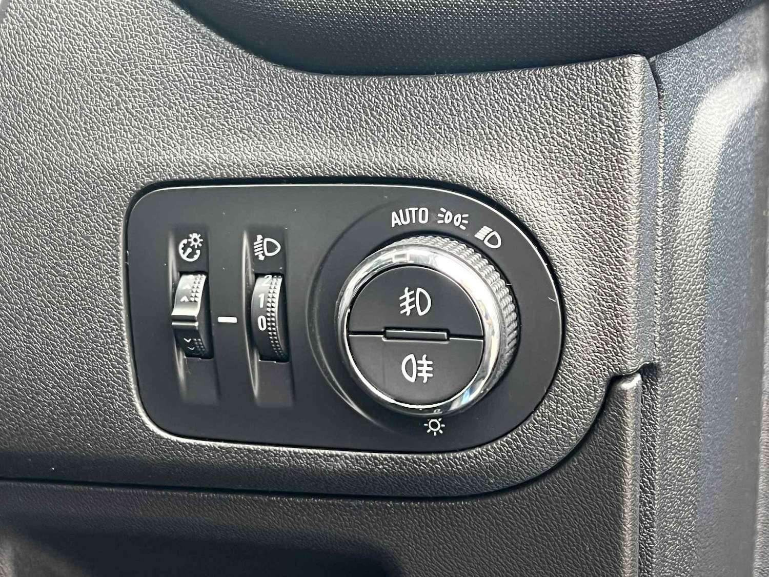 Used Vauxhall Crossland X 2019 for sale - 76994293: Photo 41