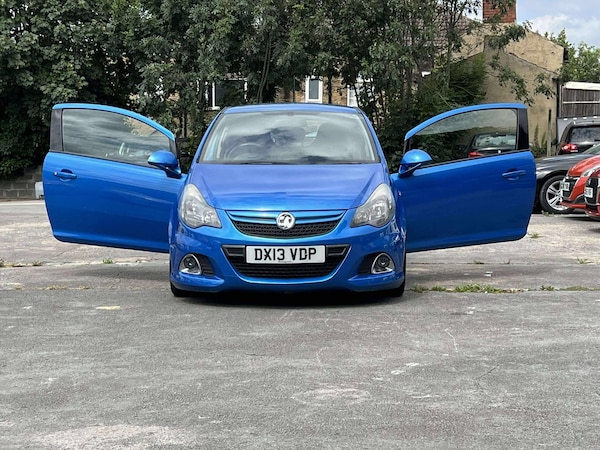Used Vauxhall Corsa 2013 for sale - 75977578: Photo 2