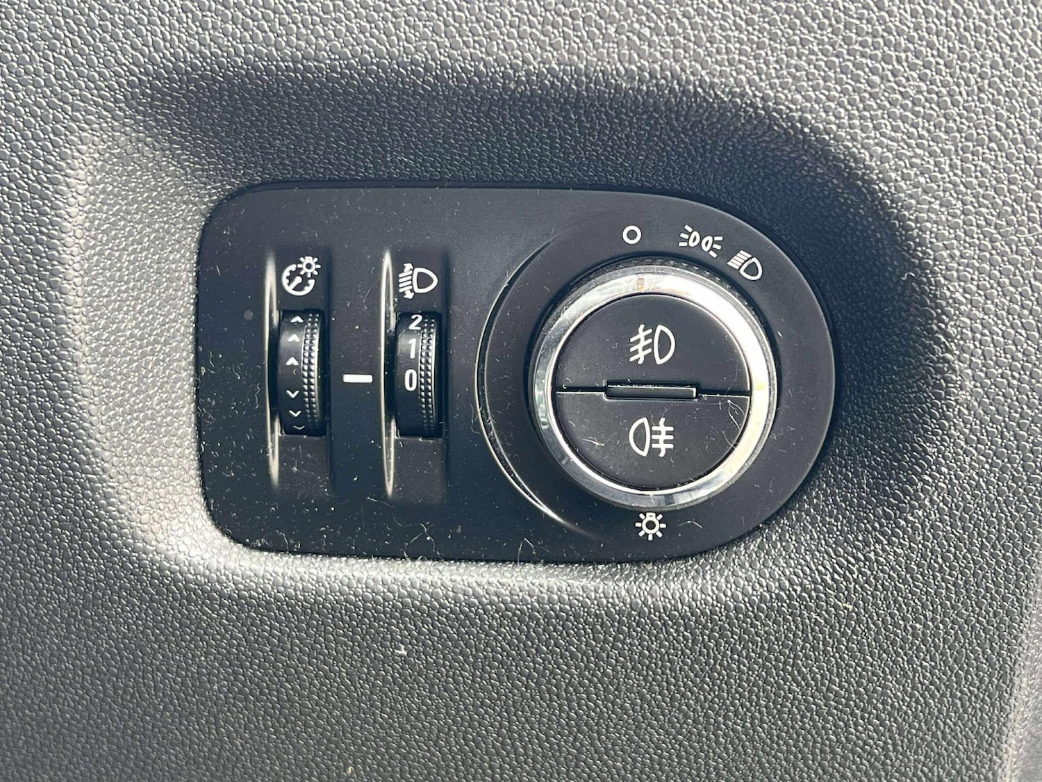 Used Vauxhall Corsa 2013 for sale - 75977578: Photo 33