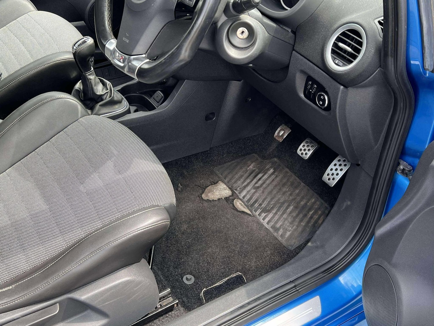 Used Vauxhall Corsa 2013 for sale - 75977578: Photo 56