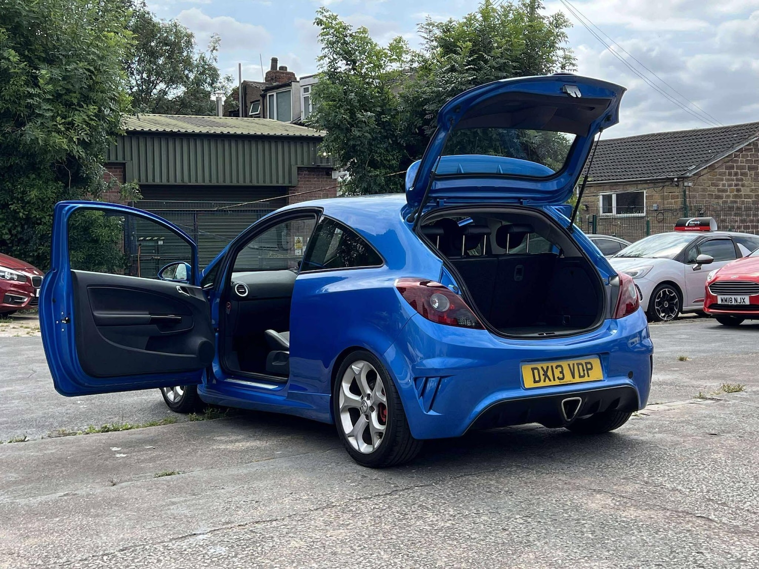 Used Vauxhall Corsa 2013 for sale - 75977578: Photo 9