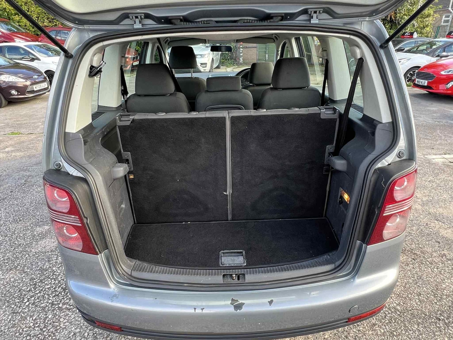 Used Volkswagen Touran 2007 for sale - 76995528: Photo 38