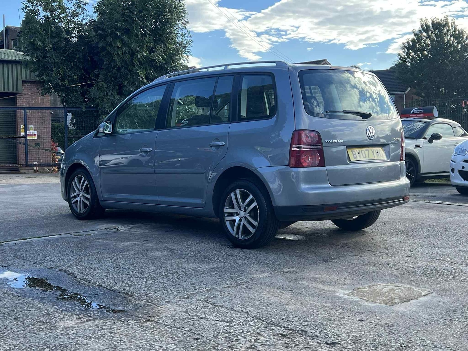 Used Volkswagen Touran 2007 for sale - 76995528: Photo 4