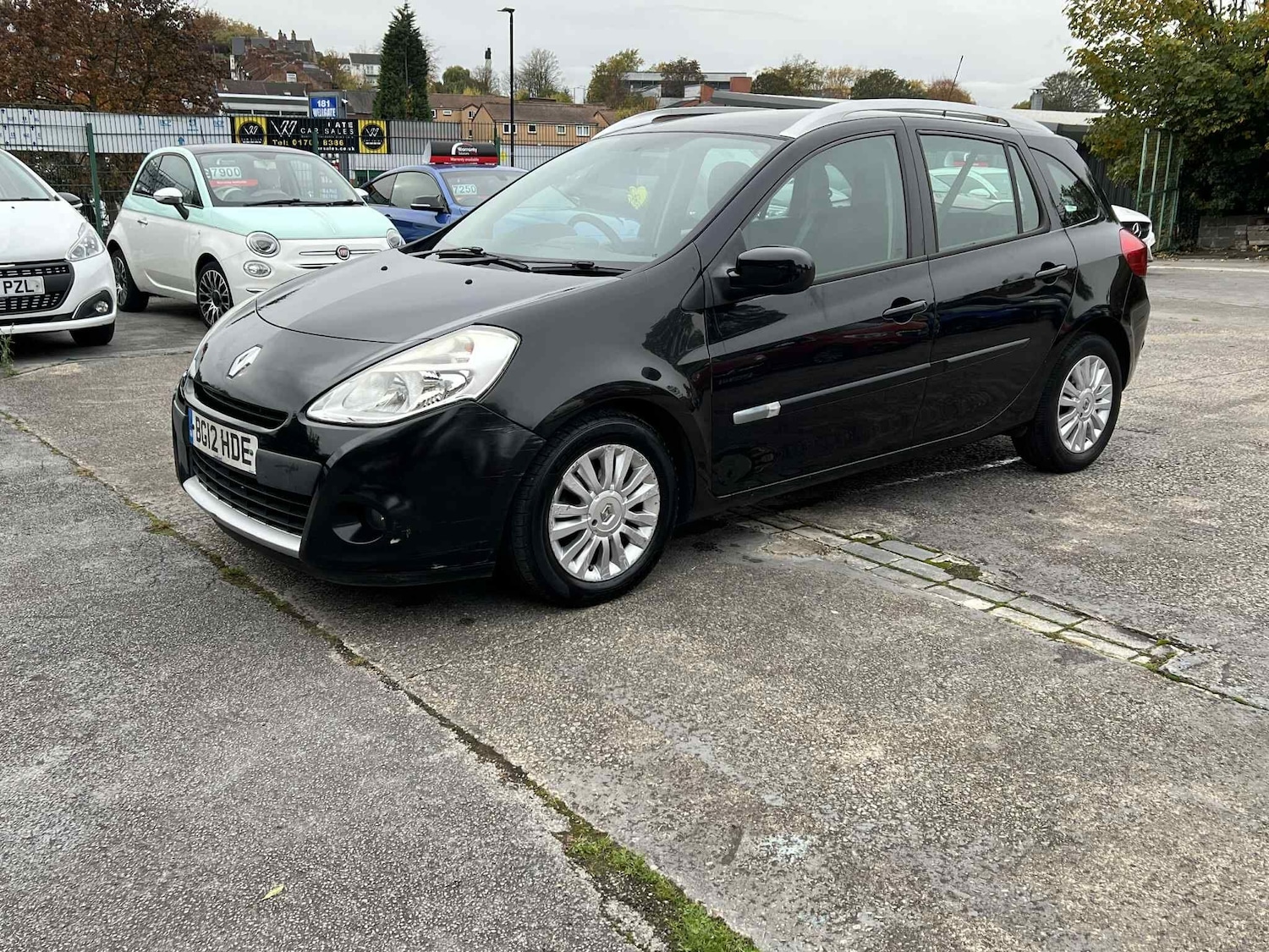 Used Renault Clio 2012 for sale - 76992447: Photo 6