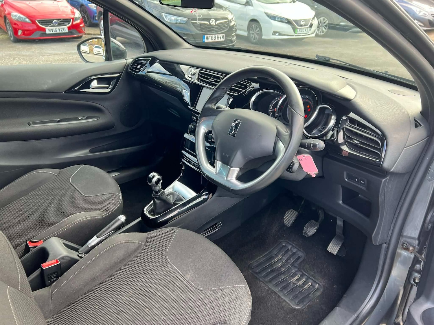 Used DS Automobiles DS 3 2015 for sale - 78147999: Photo 31