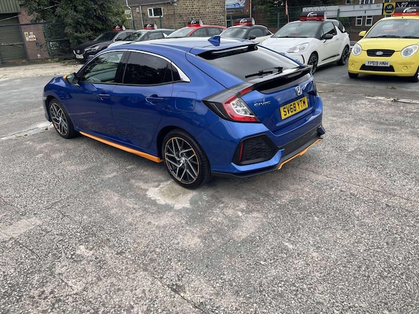 Used Honda Civic 2018 for sale - 76060670: Photo 10