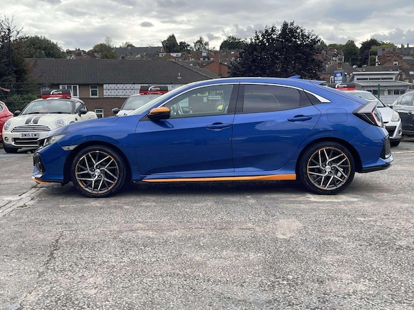 Used Honda Civic 2018 for sale - 76060670: Photo 11