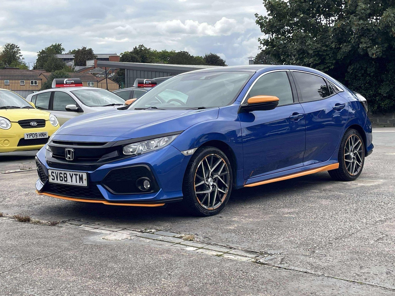 Used Honda Civic 2018 for sale - 76060670: Photo 3