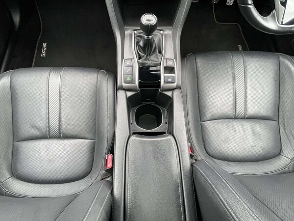 Used Honda Civic 2018 for sale - 76060670: Photo 31