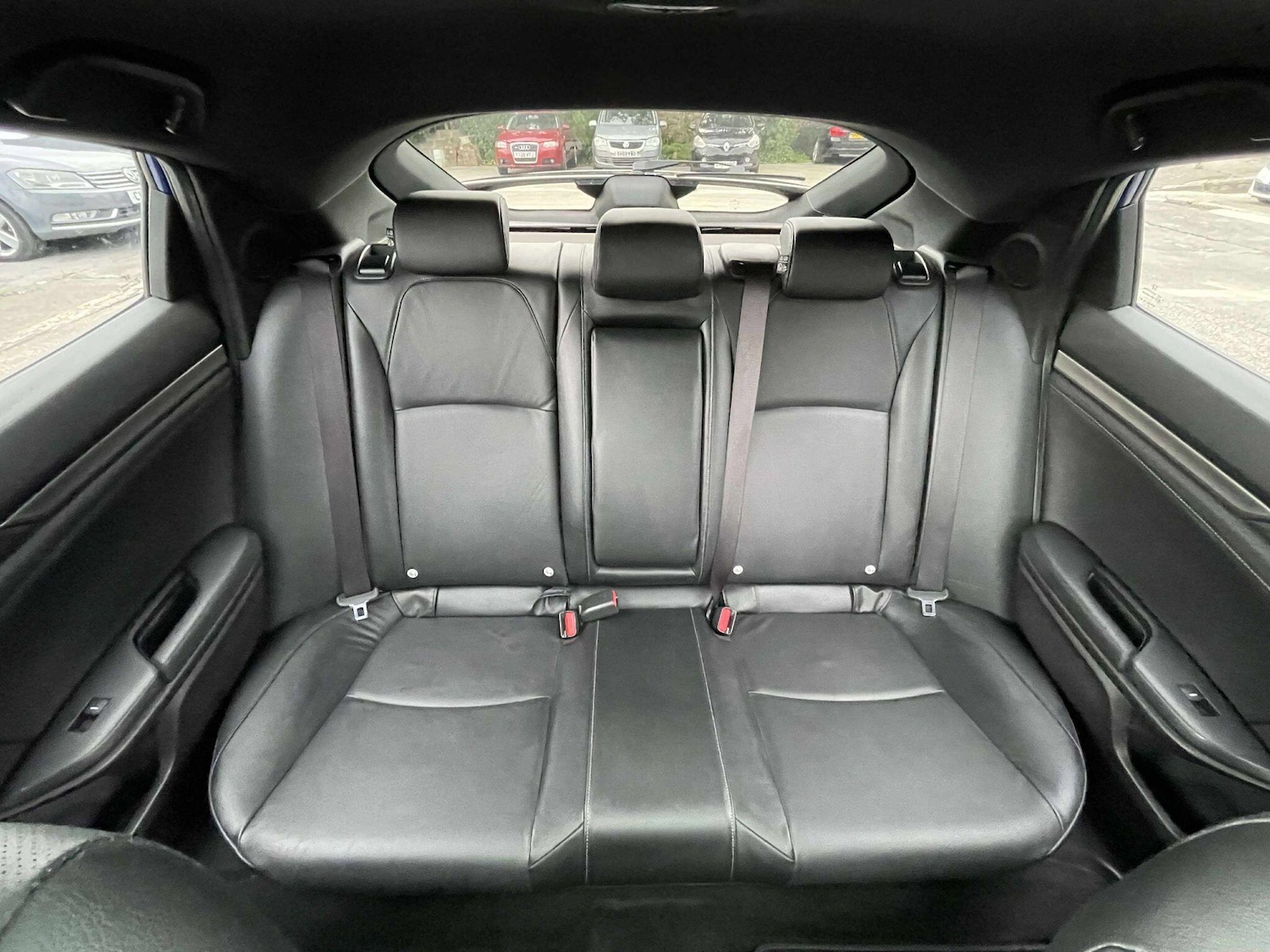 Used Honda Civic 2018 for sale - 76060670: Photo 35