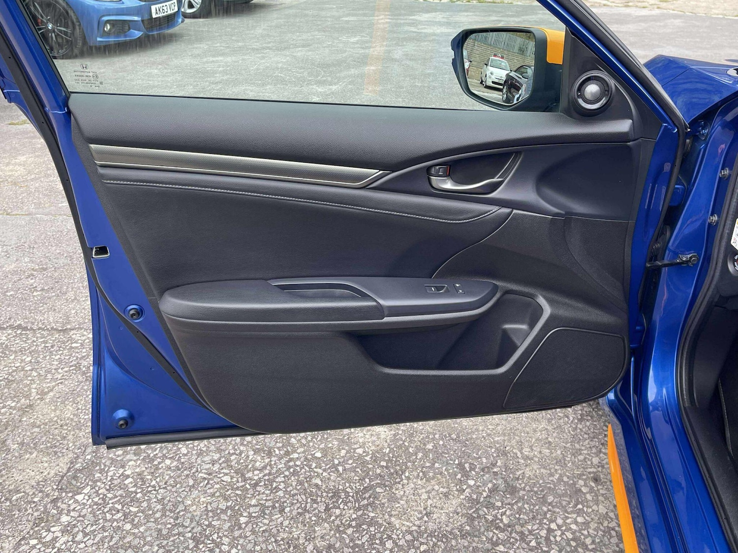 Used Honda Civic 2018 for sale - 76060670: Photo 45