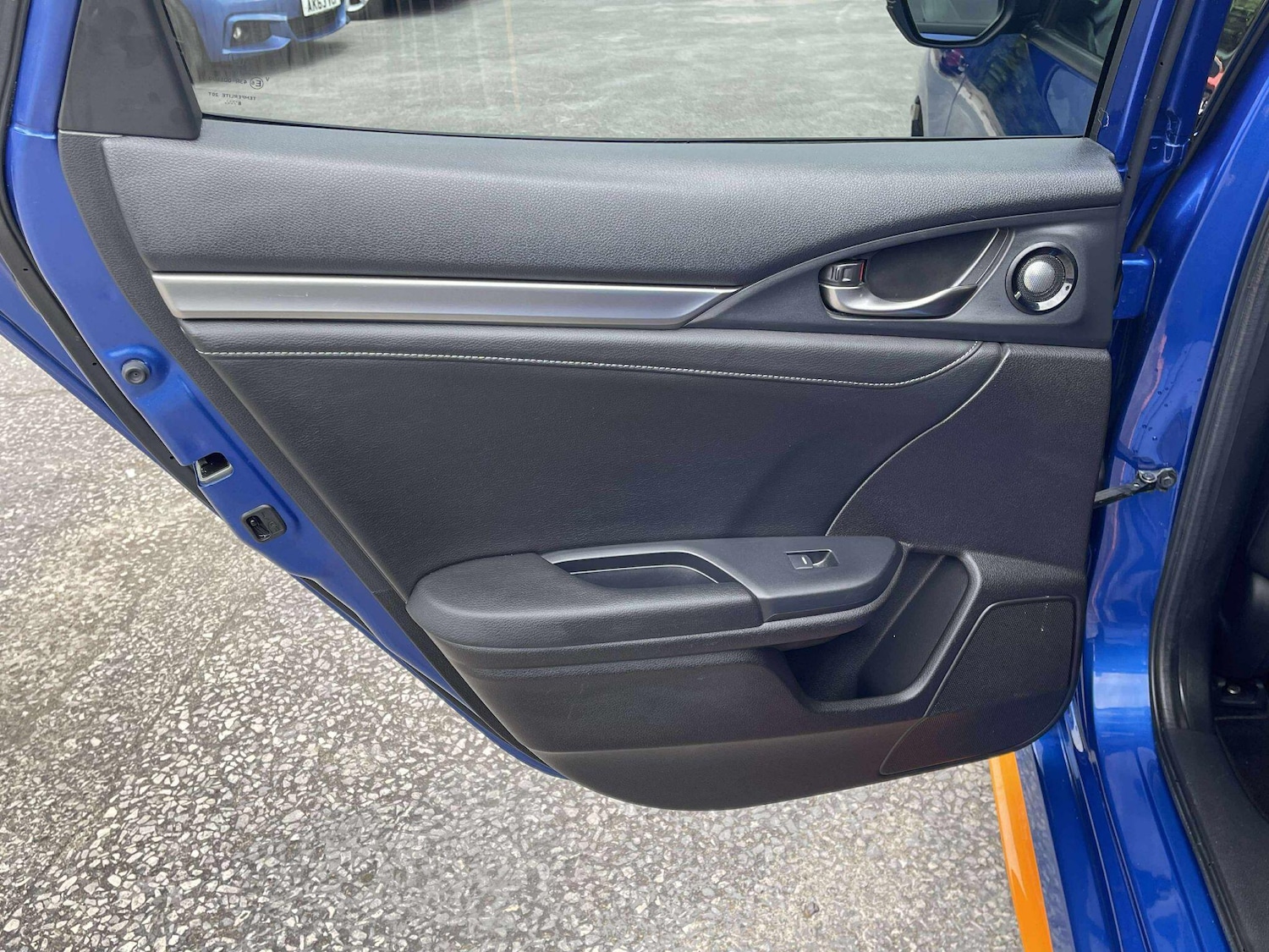 Used Honda Civic 2018 for sale - 76060670: Photo 46