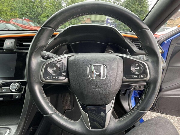 Used Honda Civic 2018 for sale - 76060670: Photo 54