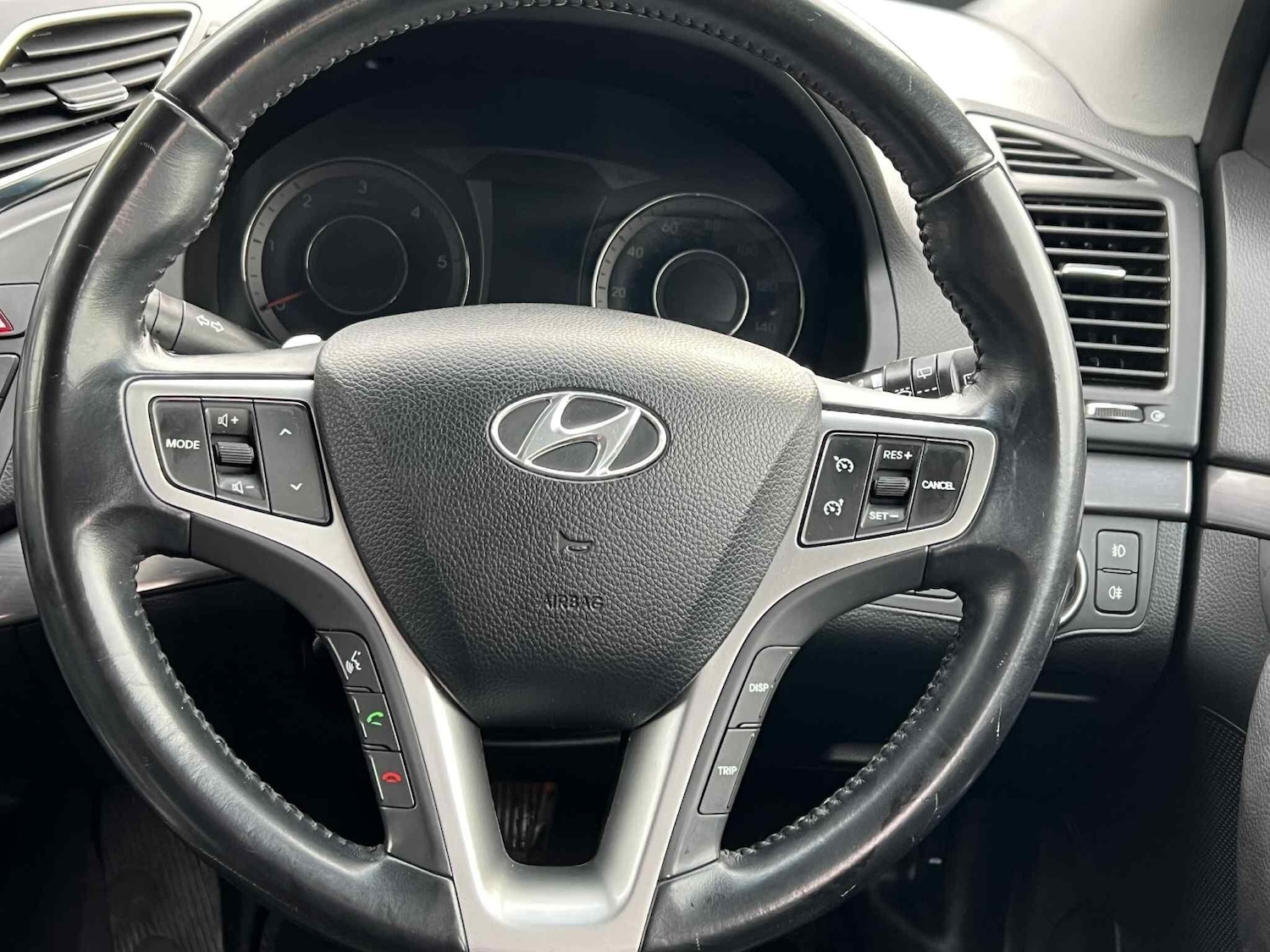 Used Hyundai i40 2014 for sale - 76513203: Photo 42