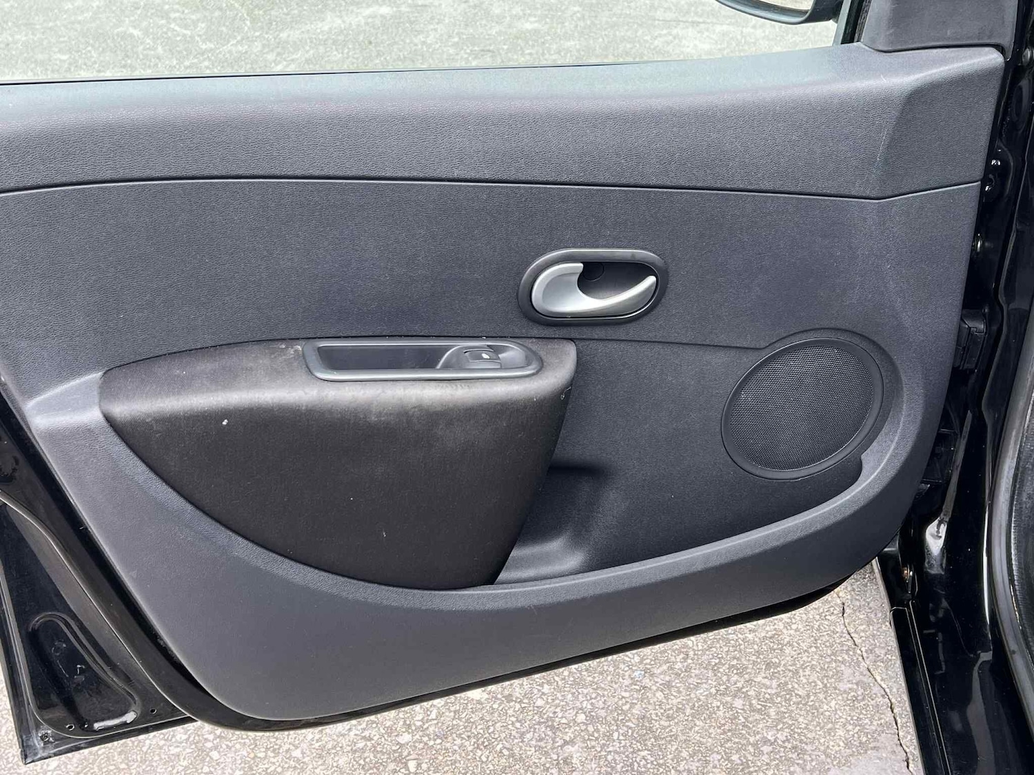 Used Renault Clio 2012 for sale - 76472551: Photo 27