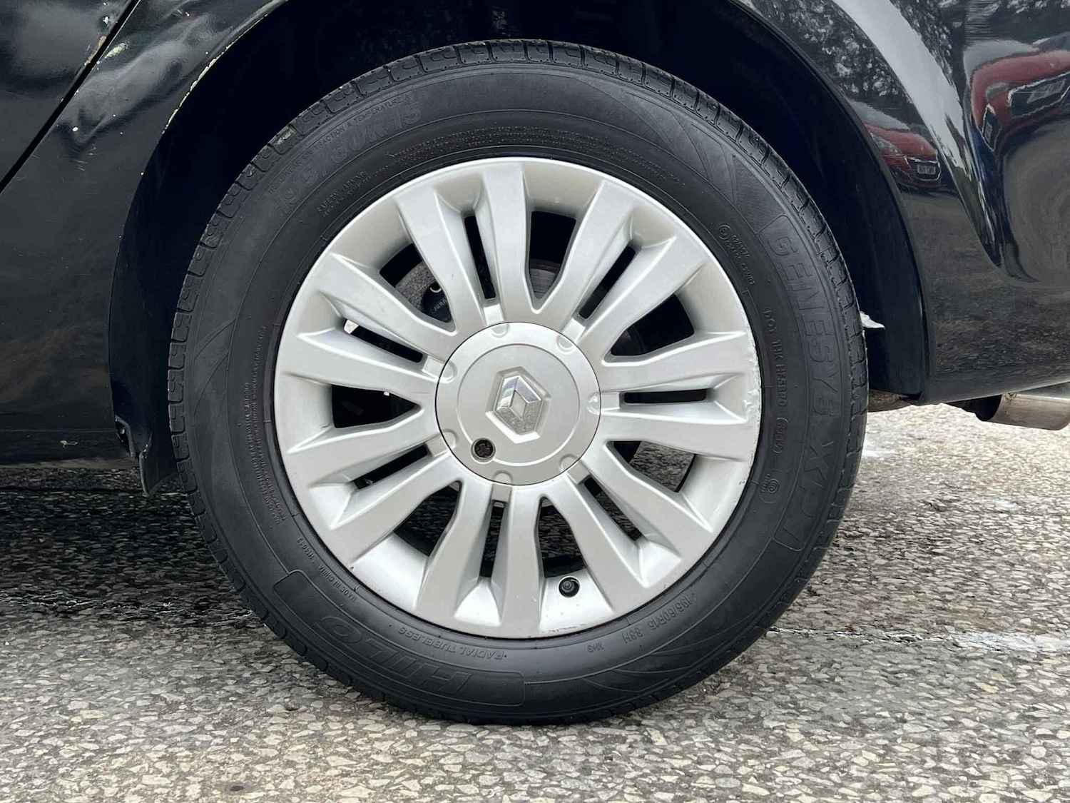 Used Renault Clio 2012 for sale - 76472551: Photo 32