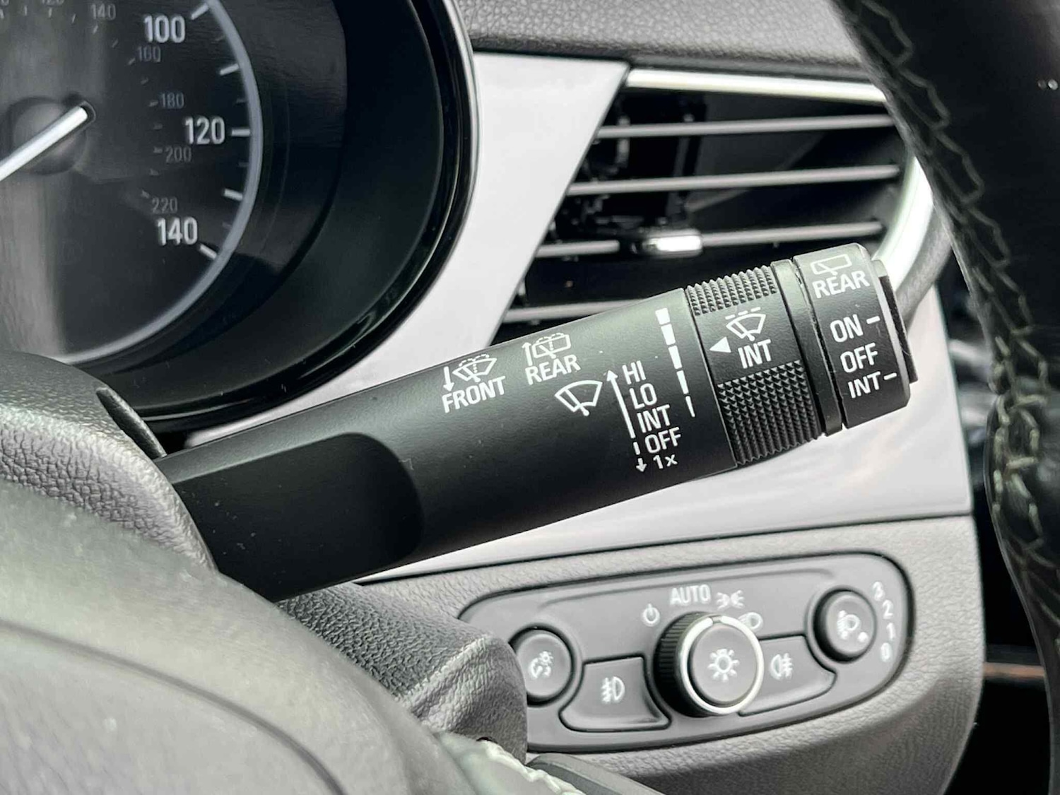 Used Vauxhall Mokka X 2018 for sale - 76992598: Photo 31