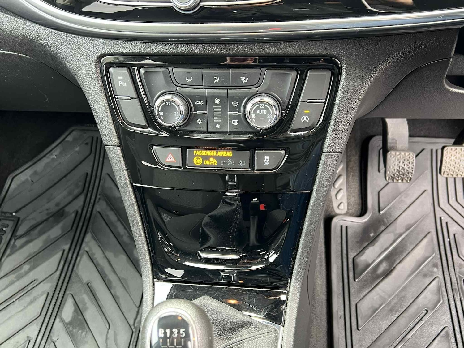 Used Vauxhall Mokka X 2018 for sale - 76992598: Photo 56