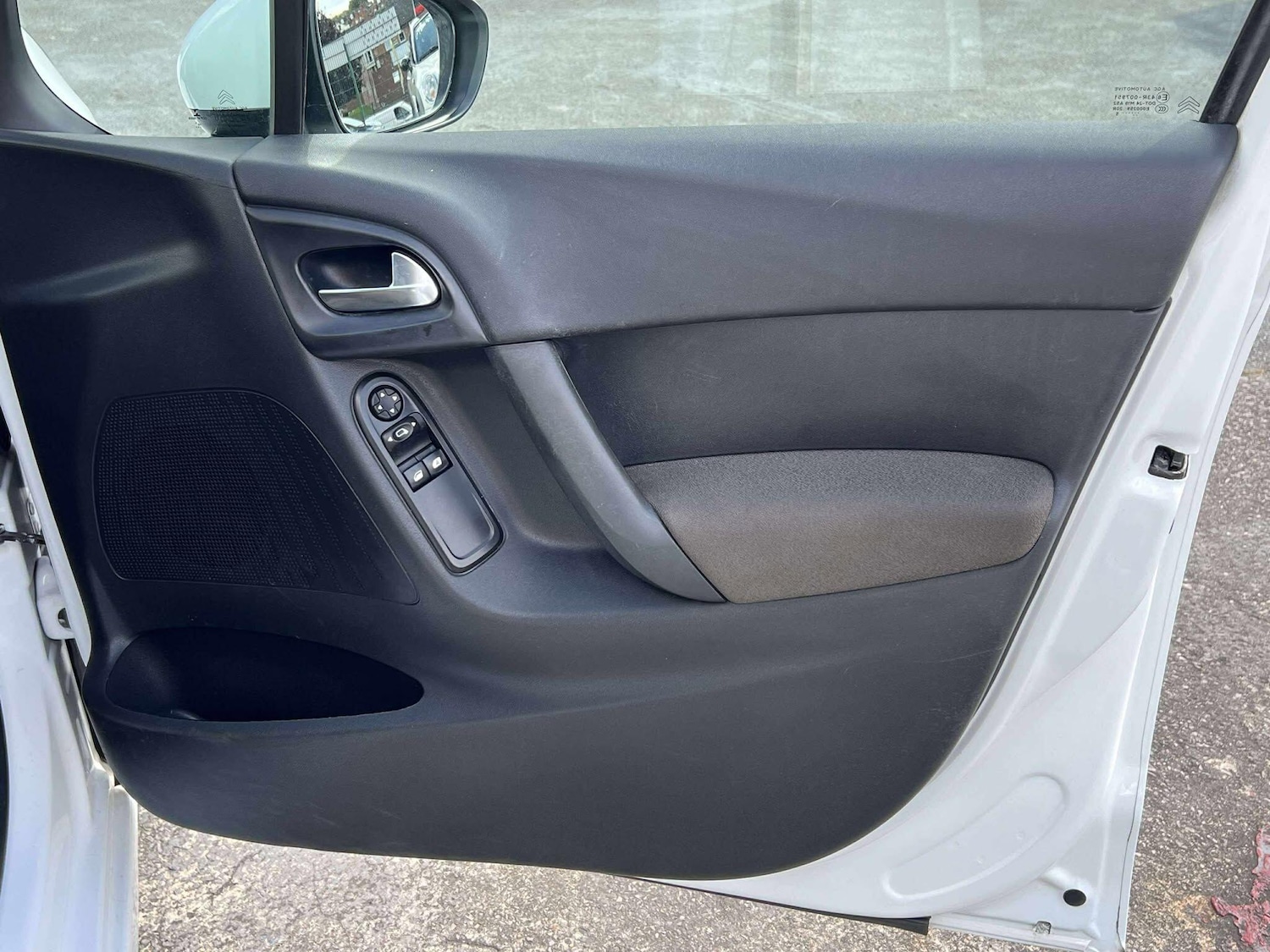 Used Citroen C3 2015 for sale - 76989382: Photo 30