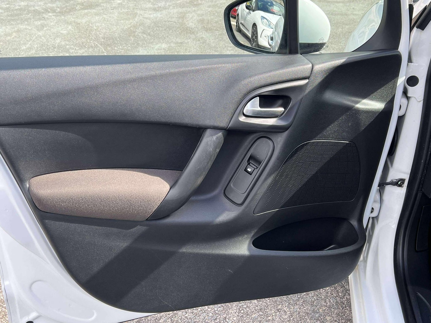 Used Citroen C3 2015 for sale - 76989382: Photo 32