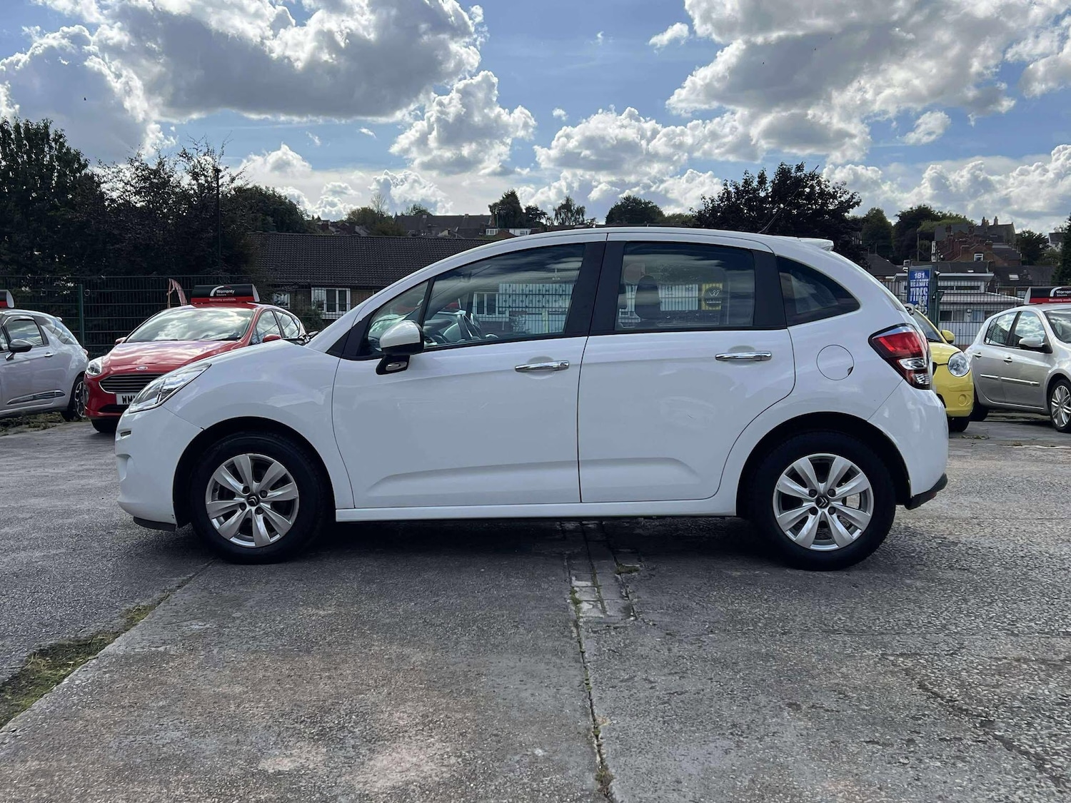 Used Citroen C3 2015 for sale - 76989382: Photo 8