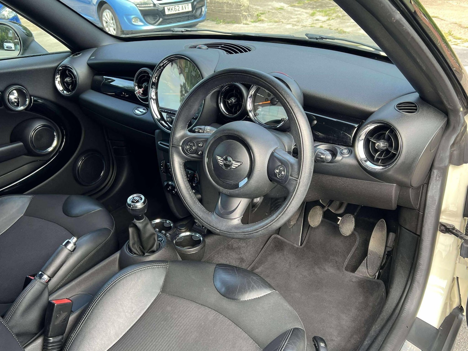 Used MINI Coupe 2015 for sale - 76994233: Photo 32