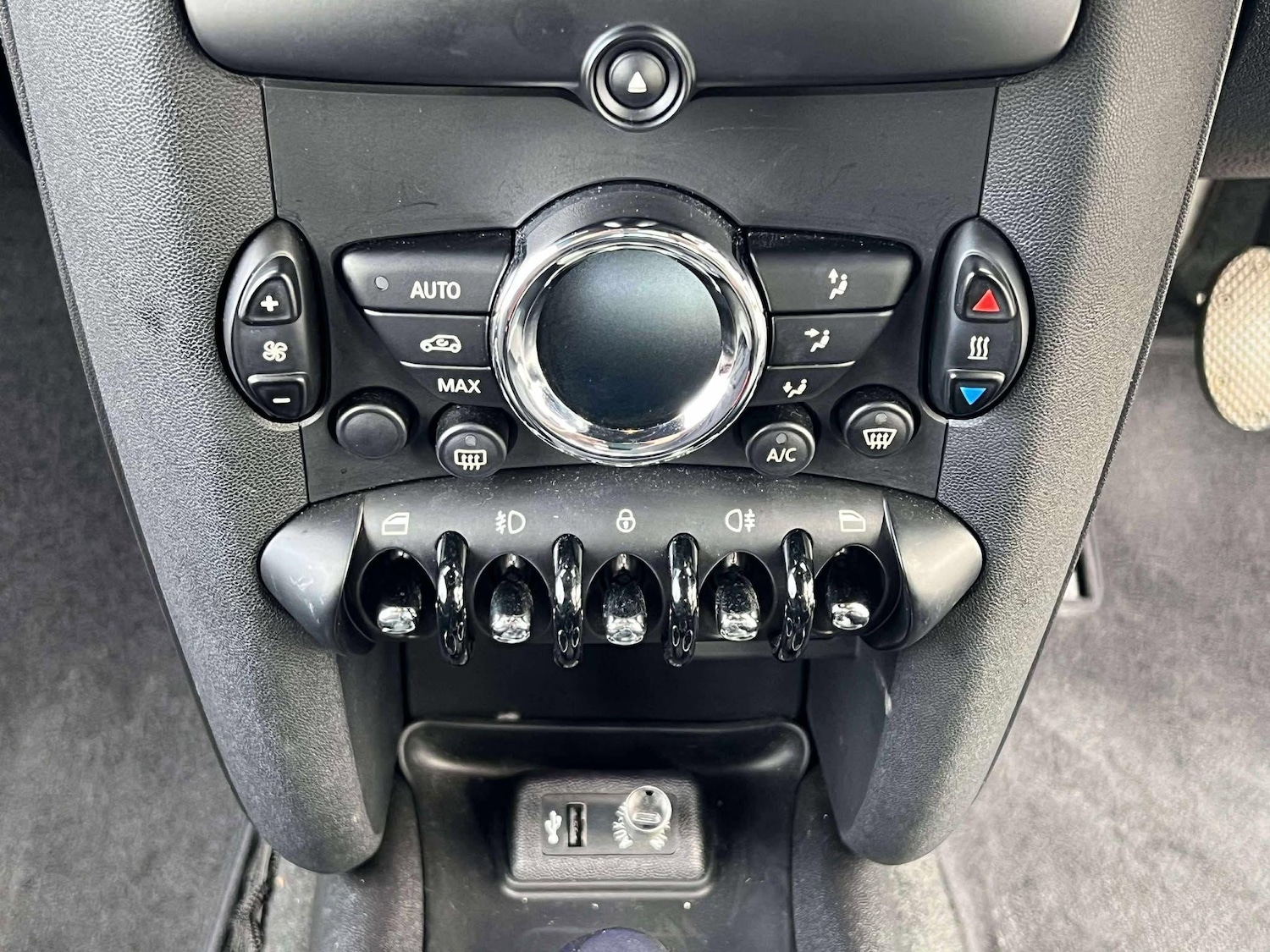 Used MINI Coupe 2015 for sale - 76994233: Photo 41