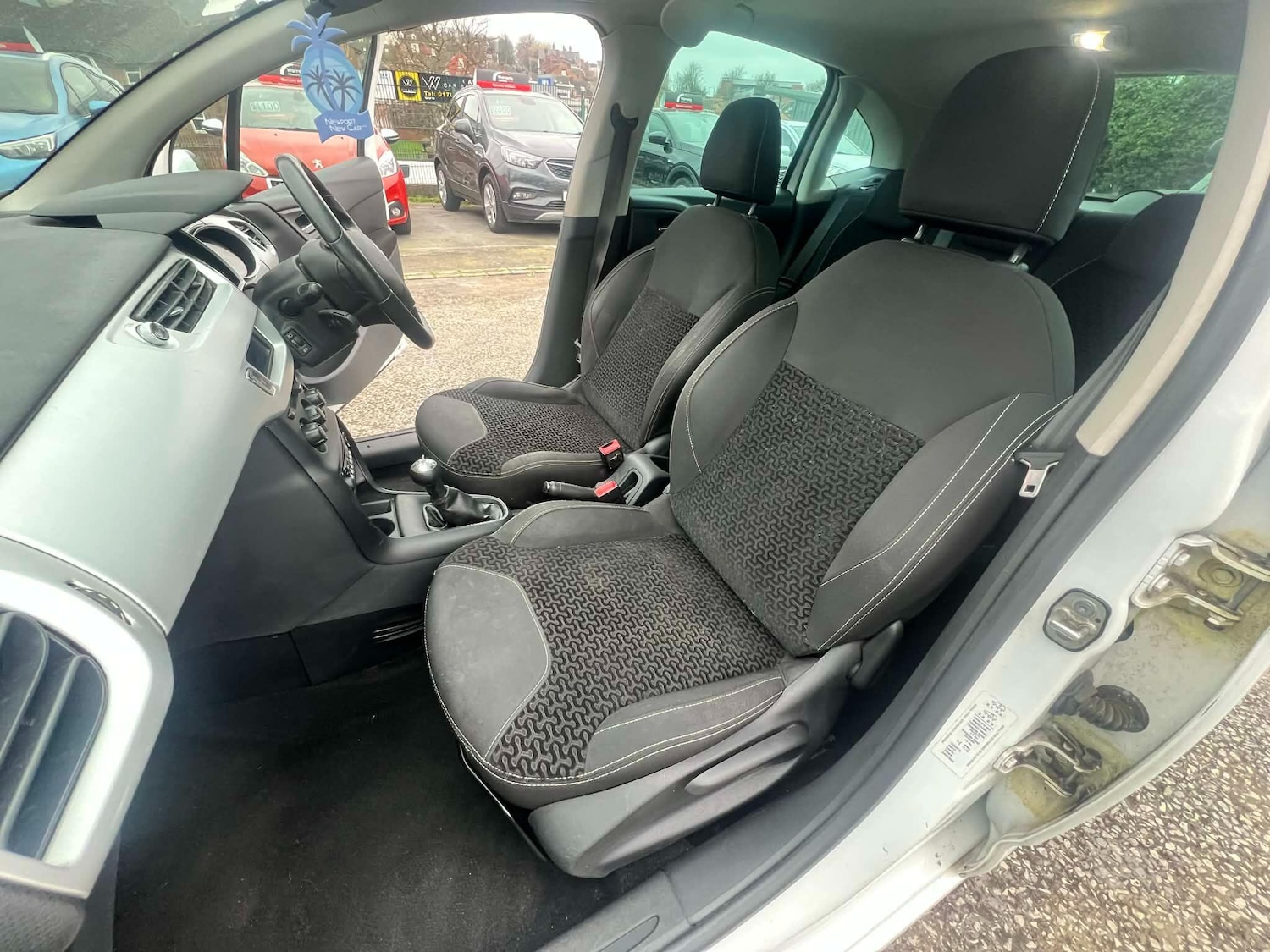 Used Citroen C3 2010 for sale - 77793399: Photo 32