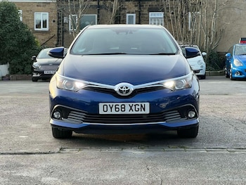 Toyota Auris feature image
