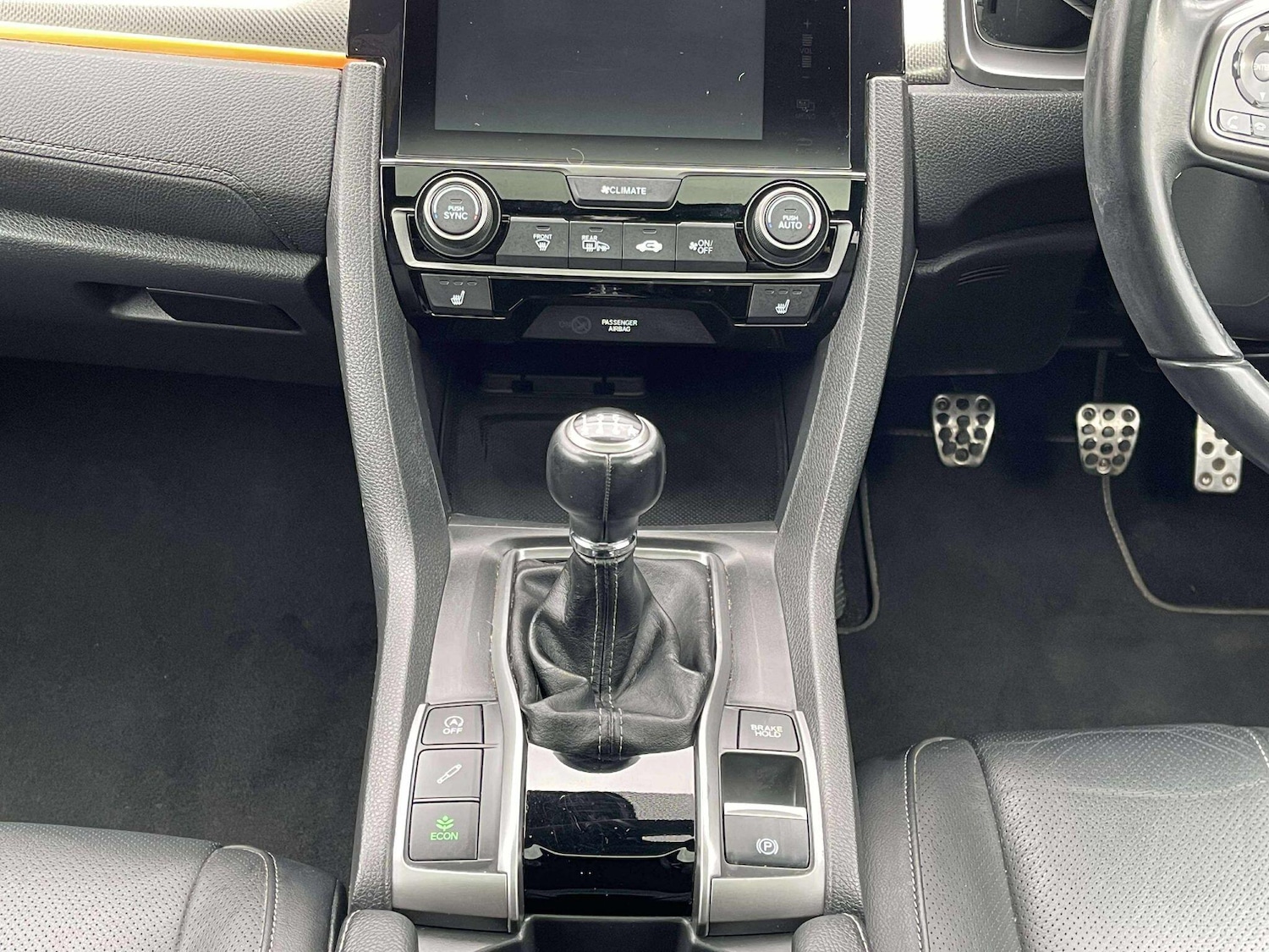 Used Honda Civic 2018 for sale - 76991062: Photo 30