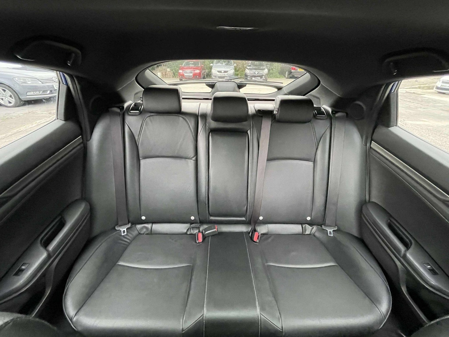 Used Honda Civic 2018 for sale - 76991062: Photo 40